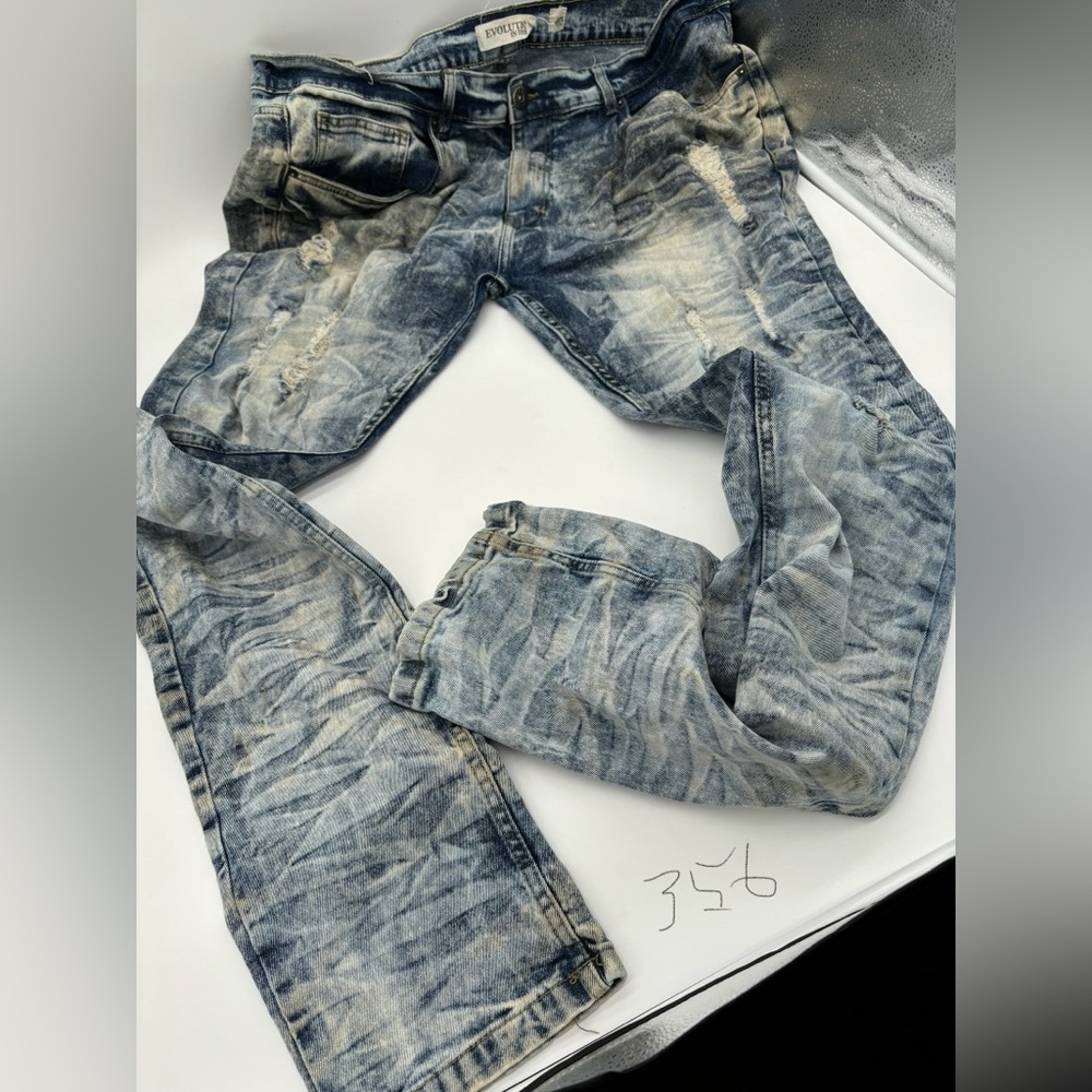 Evolution by design men’s distressed jeans sz 40/32